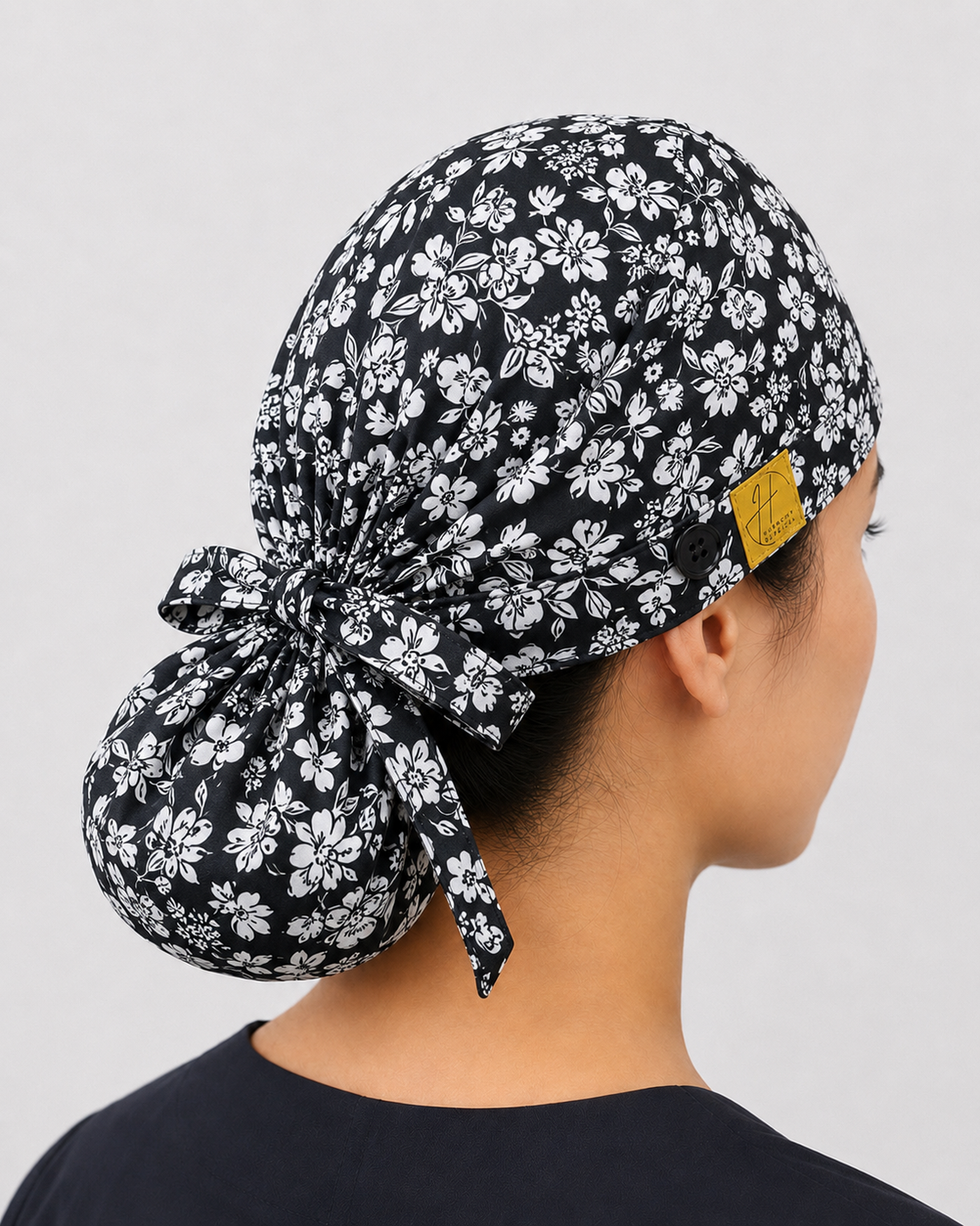 Black flowers Ponytail Cap (   ورود سوداء) Harmony