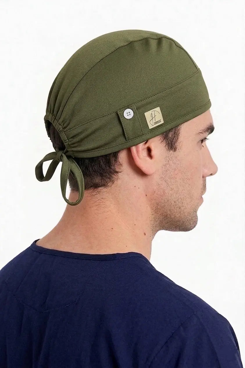 كاب جراحي زيتي اللون بأزرار كمامة — هارموني سيرجيكل | Olive Surgical Cap with Mask Buttons Iraq